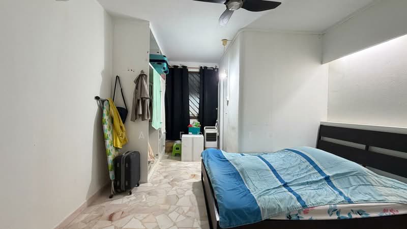 118 Teck Whye Lane HDB Flat For Sale at S$ 650,000 | PropertyGuru Singapore - Bedroom