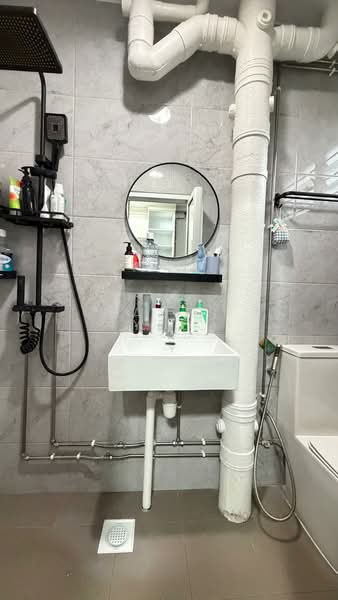 118 Teck Whye Lane HDB Flat For Sale at S$ 650,000 | PropertyGuru Singapore - Bathroom