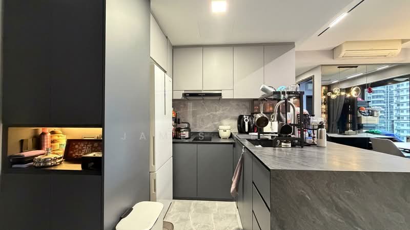 The Poiz Residences Condominium For Sale at S$ 1,950,000 | PropertyGuru Singapore - Kitchen