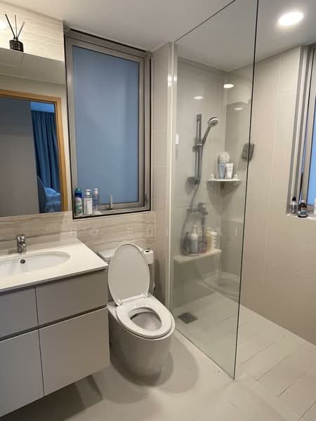 Tree House Condominium For Sale at S$ 1,338,000 | PropertyGuru Singapore - Bathroom