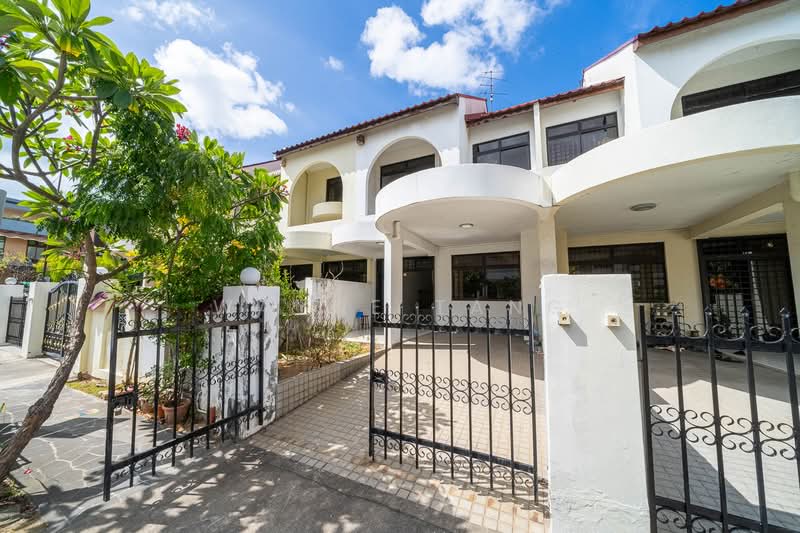 Bedok Ria Crescent Terraced House For Sale at S$ 4,388,000 | PropertyGuru Singapore - Exterior