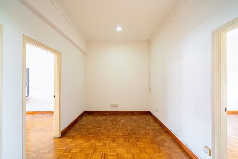 Bedok Ria Crescent Terraced House For Sale at S$ 4,388,000 | PropertyGuru Singapore - Interior