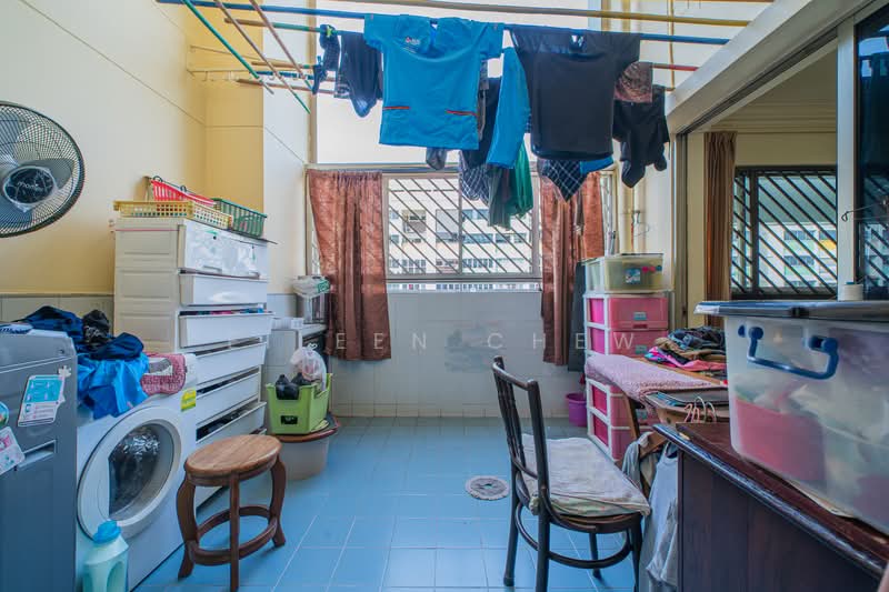 326 Yishun Ring Road HDB Flat For Sale at S$ 940,000 | PropertyGuru Singapore - Interior