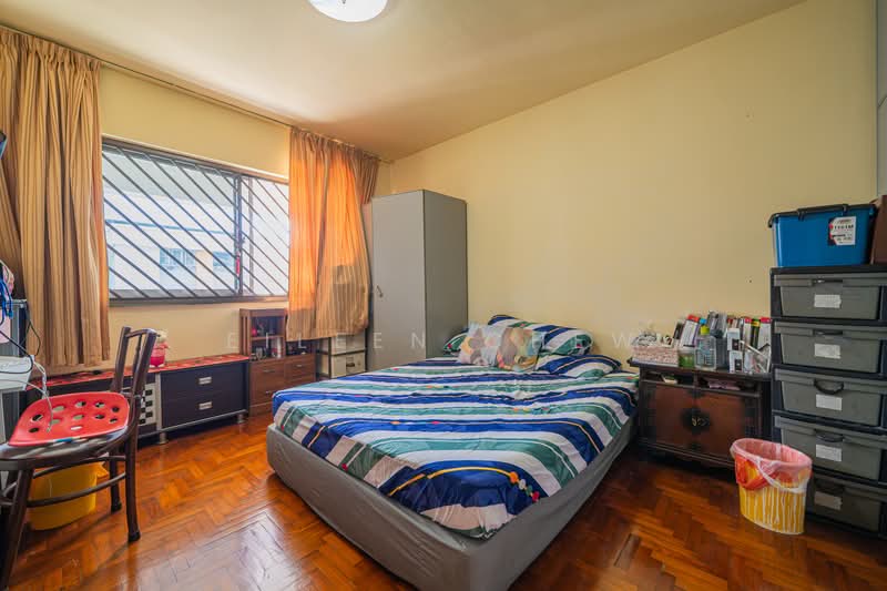 326 Yishun Ring Road HDB Flat For Sale at S$ 940,000 | PropertyGuru Singapore - Bedroom
