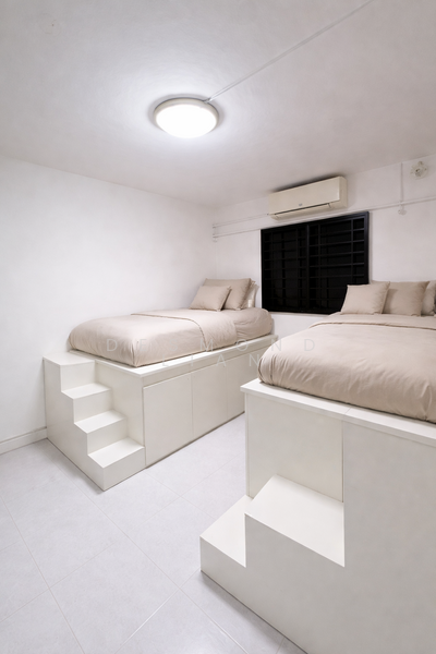 232 Lorong 8 Toa Payoh HDB Flat For Sale at S$ 340,000 | PropertyGuru Singapore - Bedroom