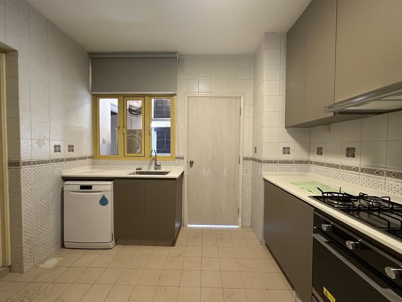 Orange Regency, 101 Fernhill Road, 4 Bedrooms, 2,433 sqft, Apartment For Rent, by Gupta Sameer Raj, 500070856 - Kitchen - PropertyGuru.com.sg