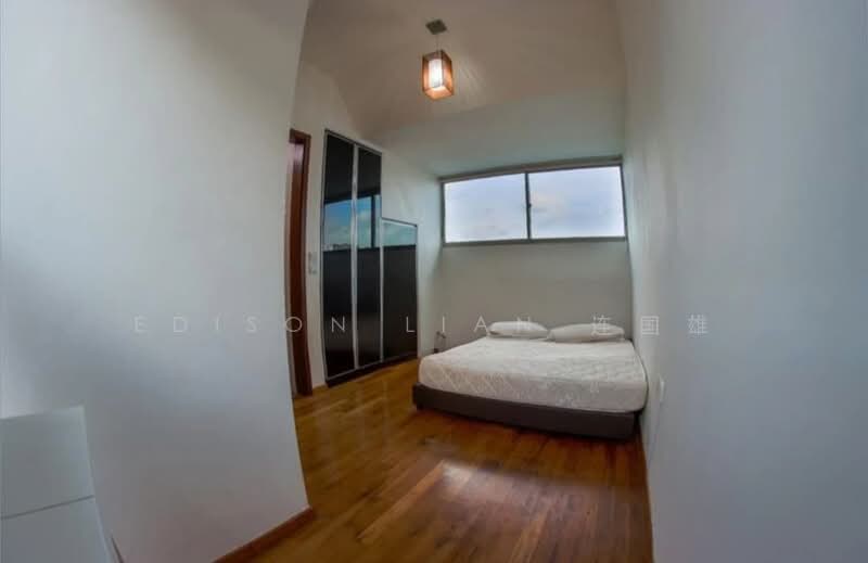 Suites @ Guillemard Apartment For Sale at S$ 1,280,000 | PropertyGuru Singapore - Bedroom