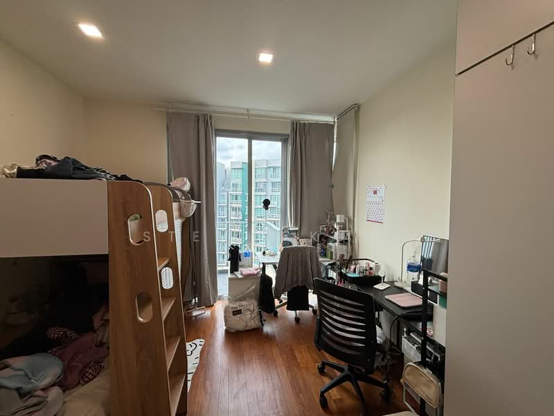 Park Green, 8 Rivervale Link, 4 Bedrooms, 1,530 sqft, Condominium For Rent, by Stella Kuek, 500070867 - Bedroom - PropertyGuru.com.sg