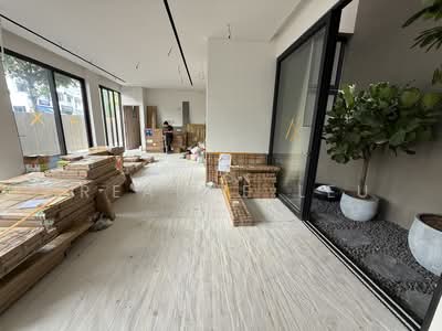 For Sale - Hillcrest Road