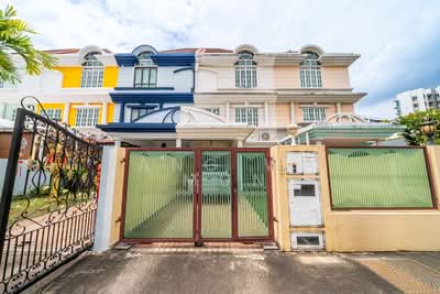 For Rent - Mistral Park