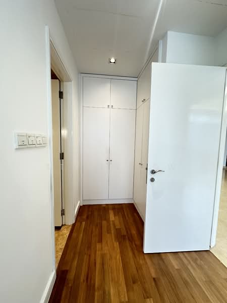 Orchard Scotts, 11 Anthony Road, 3 Bedrooms, 1,625 sqft, Condominium For Rent, by Steven Low, 500070905 - Corridor - PropertyGuru.com.sg