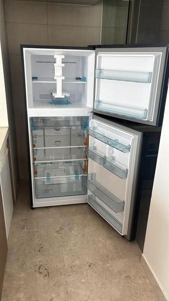 Montebleu, 8 Minbu Road, Newton / Novena, 3 Bedrooms, 1,141 sqft, Condominium For Rent, by Nirupa Parthasarathy, 500070915 - New fridge - PropertyGuru.com.sg