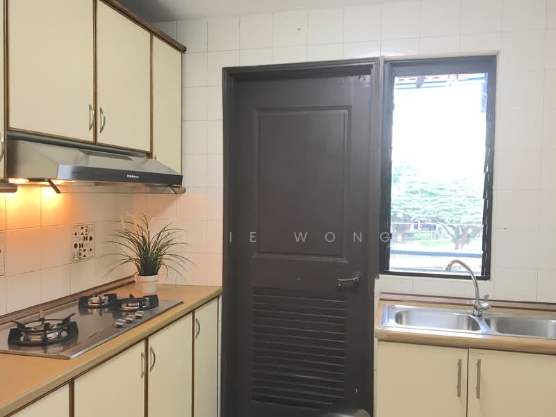 Huge Room with Balcony | Condo Facilities | Telok Blangah MRT 3 Mins Walk, , Room Rental, 330 sqft, Condominium For Rent, by Addie Wong, 500070917 - Kitchen - PropertyGuru.com.sg