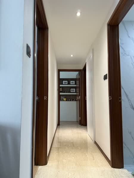 Central Grove Condominium For Sale at S$ 1,700,000 | PropertyGuru Singapore - Corridor