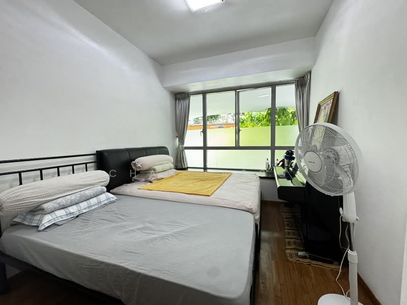 The Minton Condominium For Sale at S$ 2,348,000 | PropertyGuru Singapore - Masterbed Room