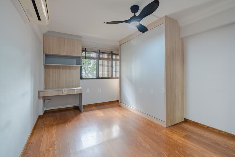 543 Bedok North Street 3 HDB Flat For Sale at S$ 530,000 | PropertyGuru Singapore - Bedroom