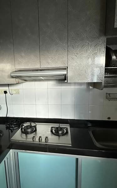 33 Eunos Crescent HDB Flat For Sale at S$ 708,000 | PropertyGuru Singapore - Kitchen
