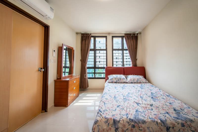 33 Eunos Crescent, 33 Eunos Crescent, 2 Bedrooms, 646 sqft, HDB Flat For Sale, by Lynda How, 500070990 - Bedroom - PropertyGuru.com.sg