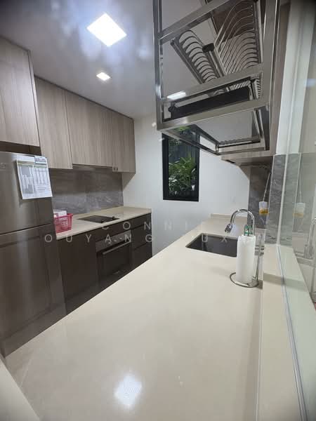 Kent Ridge Hill Residences Condominium For Sale at S$ 1,690,000 | PropertyGuru Singapore - Kitchen