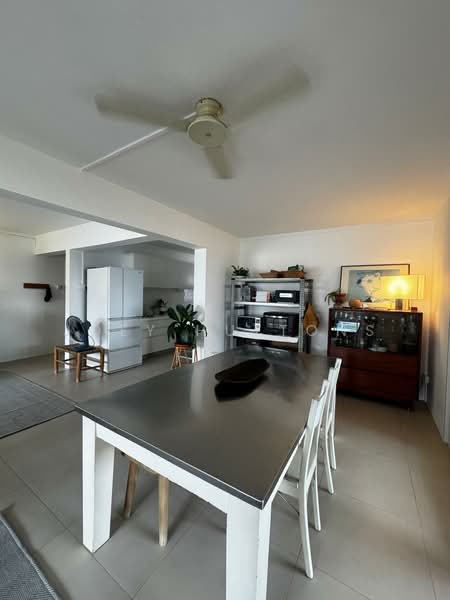 179 Bishan Street 13 HDB Flat For Sale at S$ 1,098,000 | PropertyGuru Singapore - Kitchen