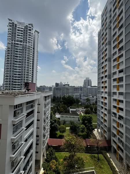179 Bishan Street 13 HDB Flat For Sale at S$ 1,098,000 | PropertyGuru Singapore - Exterior
