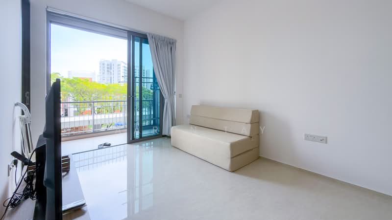 Forest Woods, Lorong Lew Lian, 2 Bedrooms, 668 sqft, Condominium For Rent, by Aaron Tay, 500071007 - Living Room - PropertyGuru.com.sg