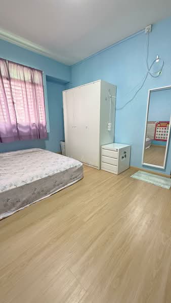 173C Punggol Field HDB Flat For Sale at S$ 598,000 | PropertyGuru Singapore - Bedroom
