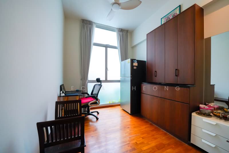 The Lakeshore Condominium For Sale at S$ 2,250,000 | PropertyGuru Singapore - Study