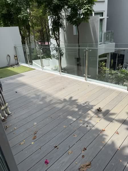 The Botanic on Lloyd, 33 Lloyd Road, 4 Bedrooms, 2,056 sqft, Condominium For Rent, by Josie Cheok Bee Tin, 500071022 - Balcony - PropertyGuru.com.sg