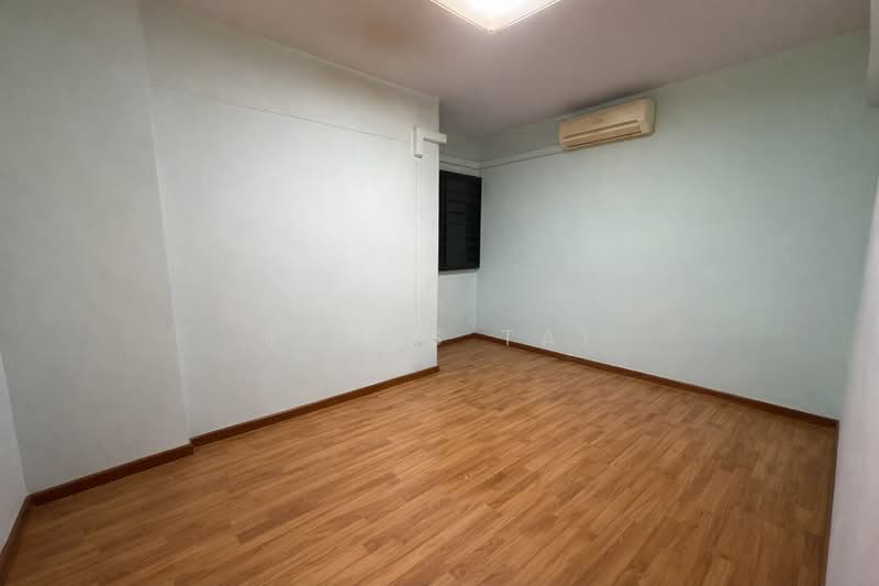 656C Jurong West Street 61 HDB Flat For Sale at S$ 775,000 | PropertyGuru Singapore - Interior