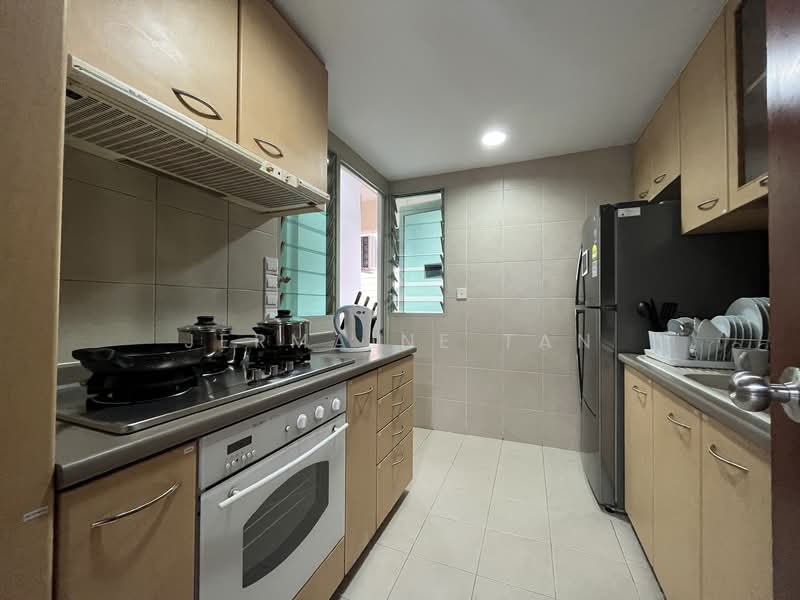 The Clearwater, 4 Bedok Reservoir View, Room Rental, 100 sqft, Condominium For Rent, by Jermaine Tan, 500071047 - Kitchen - PropertyGuru.com.sg