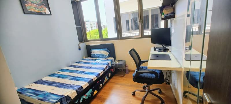 The Inflora Condominium For Sale at S$ 1,388,000 | PropertyGuru Singapore - Bedroom