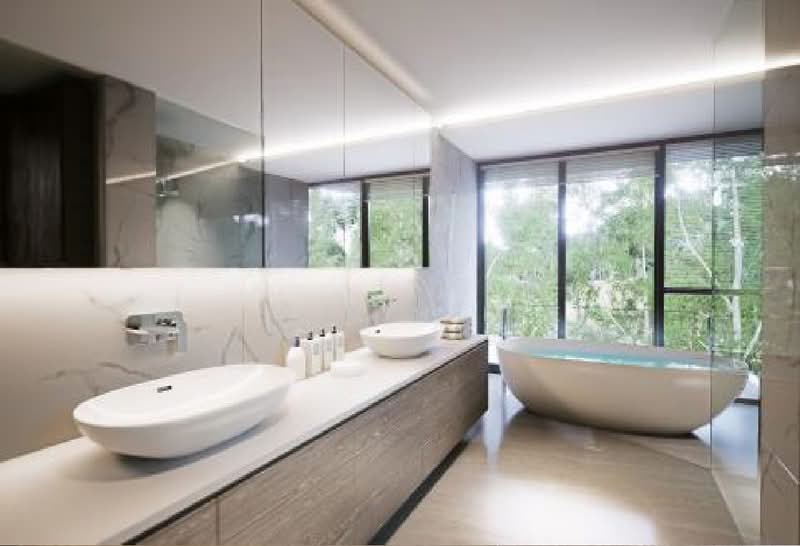 ⭐Brand New Luxury Detached Home at Braddel Heights Estate!⭐ Detached House For Sale at S$ 12,500,000 | PropertyGuru Singapore - Bathroom