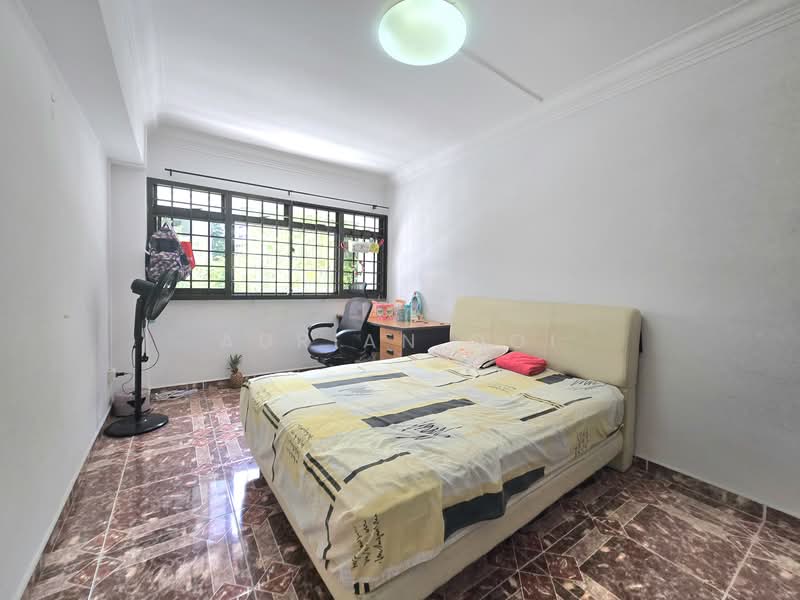 229 Compassvale Walk, 229 Compassvale Walk, 3 Bedrooms, 1,302 sqft, HDB Flat For Sale, by Adrian Ooi, 500071103 - Common room 1 - PropertyGuru.com.sg