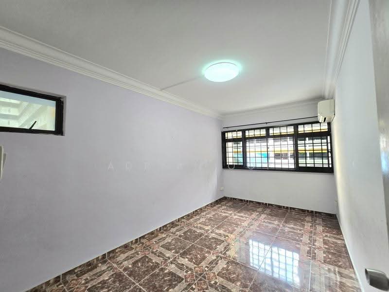 229 Compassvale Walk, 229 Compassvale Walk, Hougang / Punggol / Sengkang, 4 Bedrooms, 1,302 sqft, HDB Flat For Sale, by Adrian Ooi, 500071103 - Common room 1 - PropertyGuru.com.sg