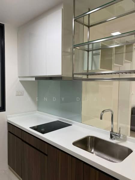 Singa Hills Apartment For Sale at S$ 1,200,000 | PropertyGuru Singapore - Kitchen