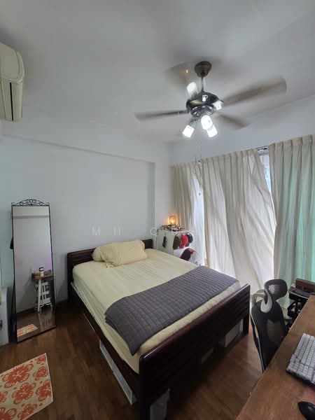 The Stellar Condominium For Sale at S$ 2,750,000 | PropertyGuru Singapore - Bedroom