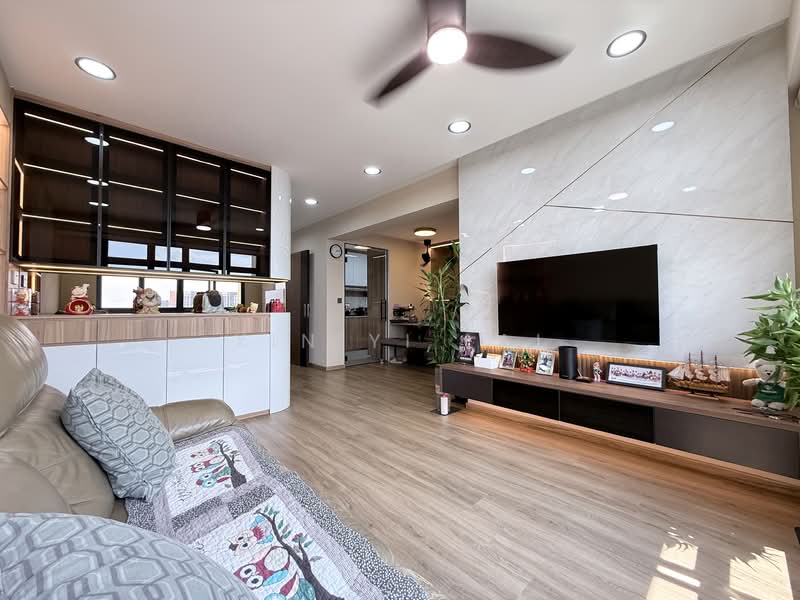 464B Clementi Avenue 1, 464B Clementi Avenue 1, 3 Bedrooms, 1,023 sqft, HDB Flat For Sale, by Xin Yi Lai, 500071122 - Living Room - PropertyGuru.com.sg