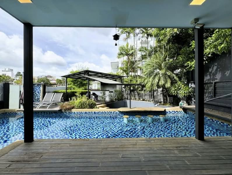 Kembangan Estate Detached House For Sale at S$ 12,000,000 | PropertyGuru Singapore - Pool