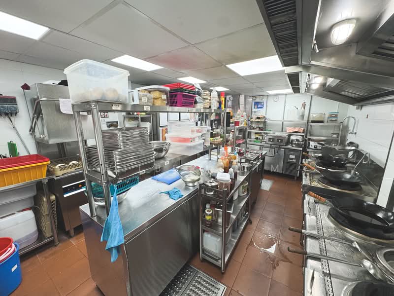 Beautifully Fitted F&B Shophouse 2.5 Storeys at Syed Alwi Road, Farrer Park / Serangoon Rd, 2,440 sqft, Shop / Shophouse For Rent, by Wilbert Lim, 500071131 - Kitchen - CommercialGuru.com.sg