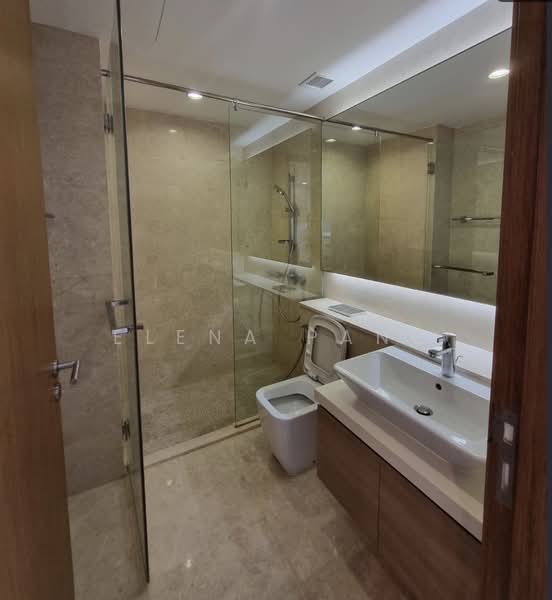 Greenwood Mews, 271 Greenwood Avenue, 5 Bedrooms, 3,165 sqft, Cluster House For Rent, by Elena Pang, 500071135 - Bathroom - PropertyGuru.com.sg