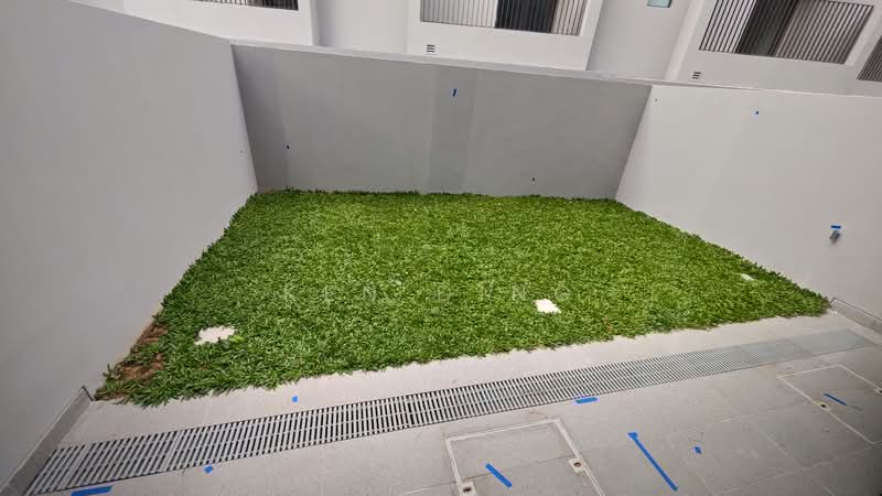 Pollen Collection, Pollen View Off Nim Road, 6 Bedrooms, 1,914 sqft, Terraced House For Rent, by Ken Ding, 500071142 - Garden - PropertyGuru.com.sg
