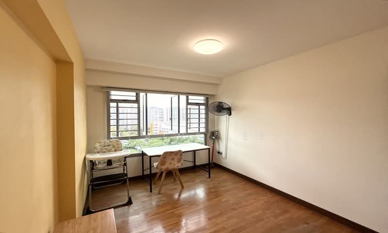 272C Punggol Walk HDB Flat For Sale at S$ 850,000 | PropertyGuru Singapore - Study