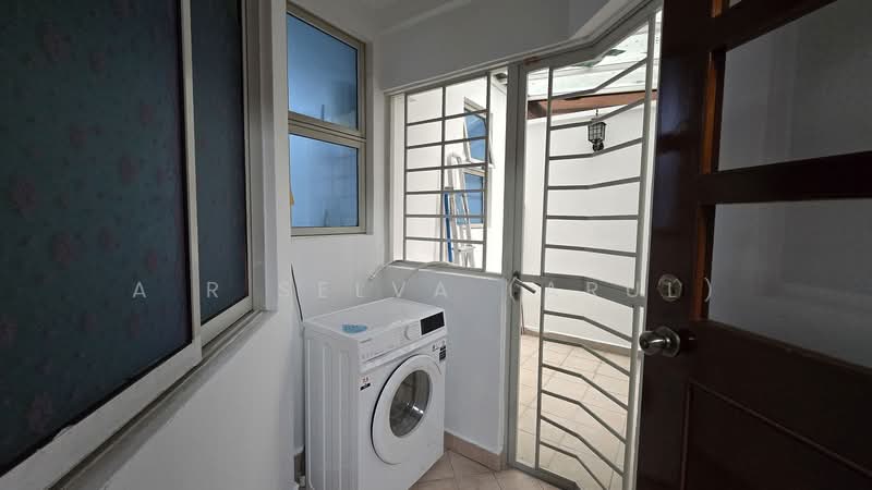 Northoaks, 20 Woodlands Cresent, 3 Bedrooms, 1,174 sqft, Condominium For Rent, by A R Selva (Arul), 500071156 - Interior - PropertyGuru.com.sg