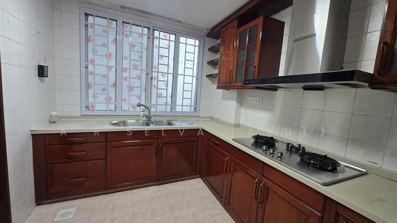 Northoaks, 20 Woodlands Cresent, 3 Bedrooms, 1,174 sqft, Condominium For Rent, by A R Selva (Arul), 500071156 - Kitchen - PropertyGuru.com.sg