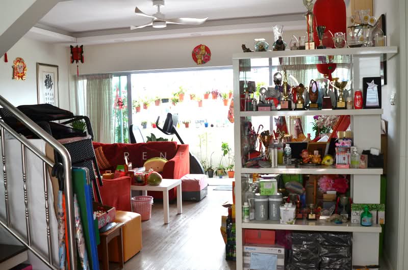 Sherwood Towers Condominium For Sale at S$ 1,990,000 | PropertyGuru Singapore - Living Room