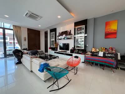 For Sale - Jalan Raya