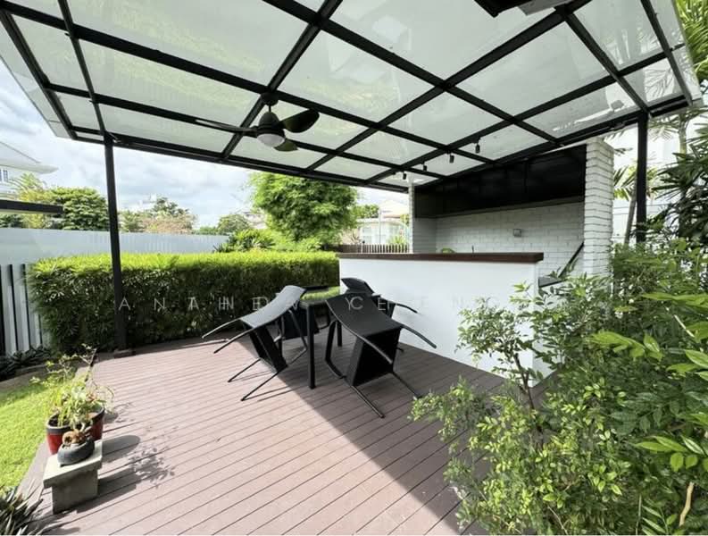 Detached with pool at Kembangan Estate Detached House For Sale at S$ 12,000,001 | PropertyGuru Singapore - Exterior