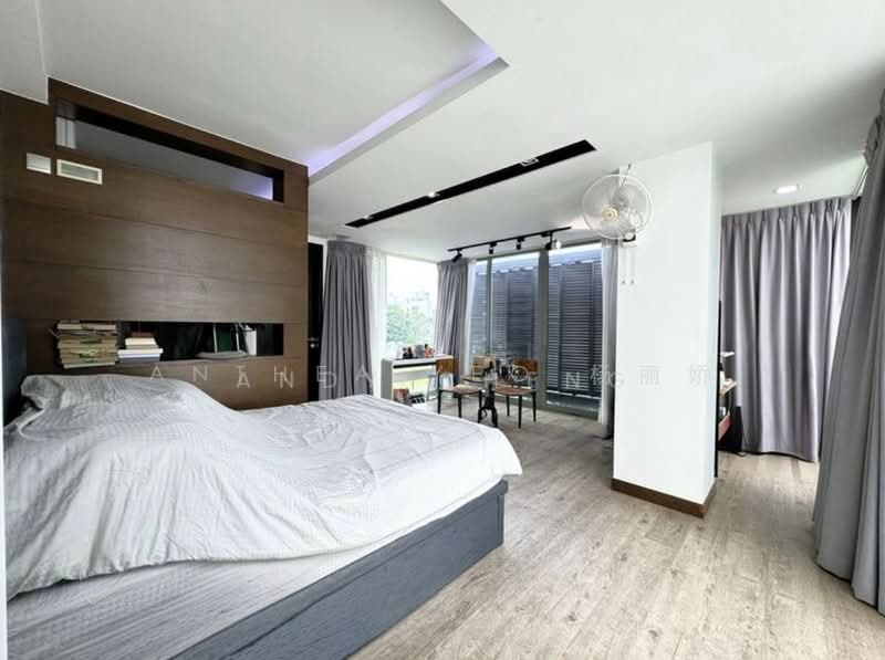 Detached with pool at Kembangan Estate Detached House For Sale at S$ 12,000,001 | PropertyGuru Singapore - Bedroom