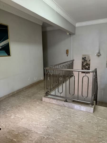 Leith Park Terraced House For Sale at S$ 8,000,000 | PropertyGuru Singapore - Corridor